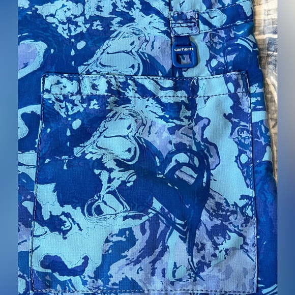 Carhartt Women’s size small blue patterned V neck scrub top nurse two pockets - Picture 4 of 7